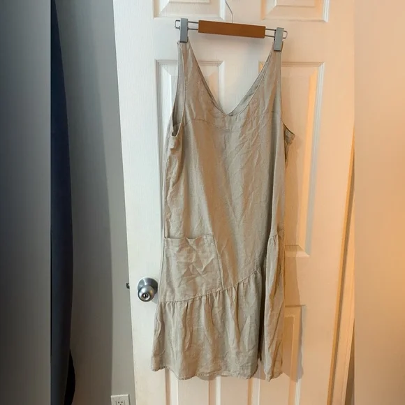 Garnet Hill 100% linen beige minimalist dress size 8 sleeveless - Picture 2 of 12